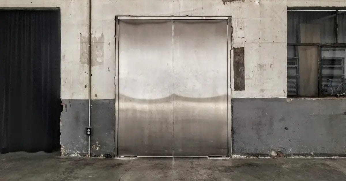 An unkept lift